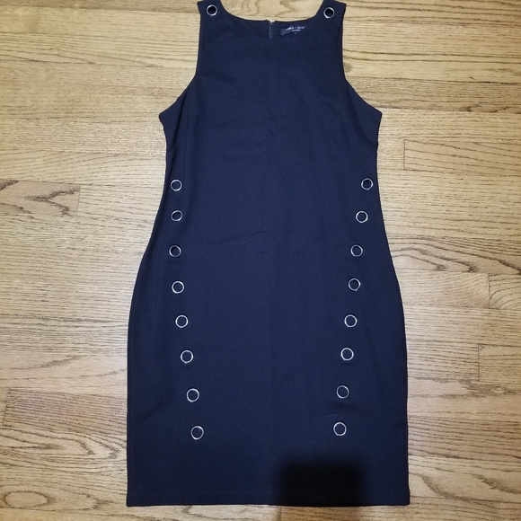 Dresses & Skirts - Black little mini bodycon dress